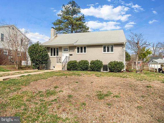 4th image of 7214 Wayne Dr