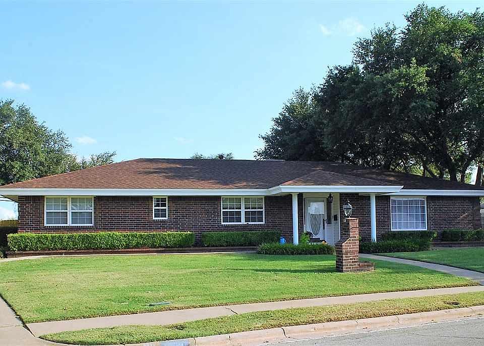 1st image of 1806 Tanglewood Dr