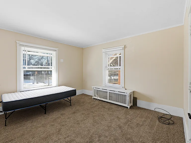 11115 Wade Park Ave — Photo 15