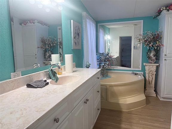 5th image of 12501 Ulmerton Rd Lot 51