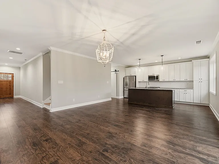9924 Winding Hill Ln — Photo 9