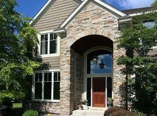 5525 Trenton Ln N, Plymouth, MN 55442
