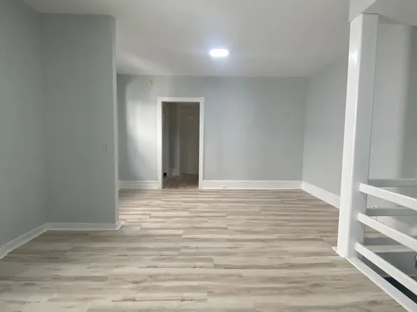 3206 Winter St, Philadelphia, PA 19104