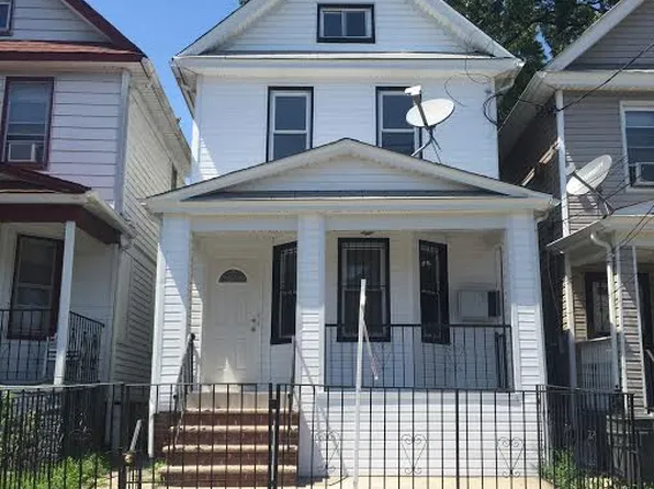16407 109th Ave, Jamaica, NY 11433