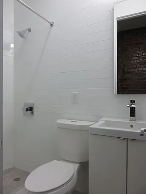 Rented by Majesty Management | media 107