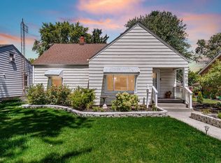 614 W Morgan Ave, Chesterton, IN 46304
