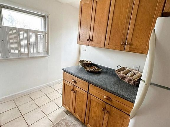 5th image of 1440 3rd St