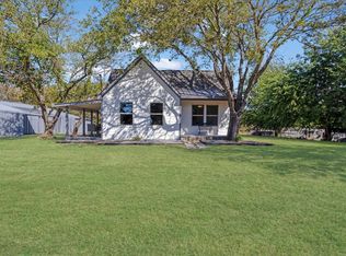 402 W Sam Rayburn Rd, Ector, TX 75439