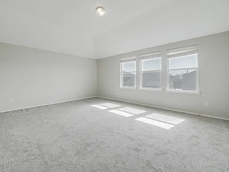 329 Highland Glen Dr — Photo 15
