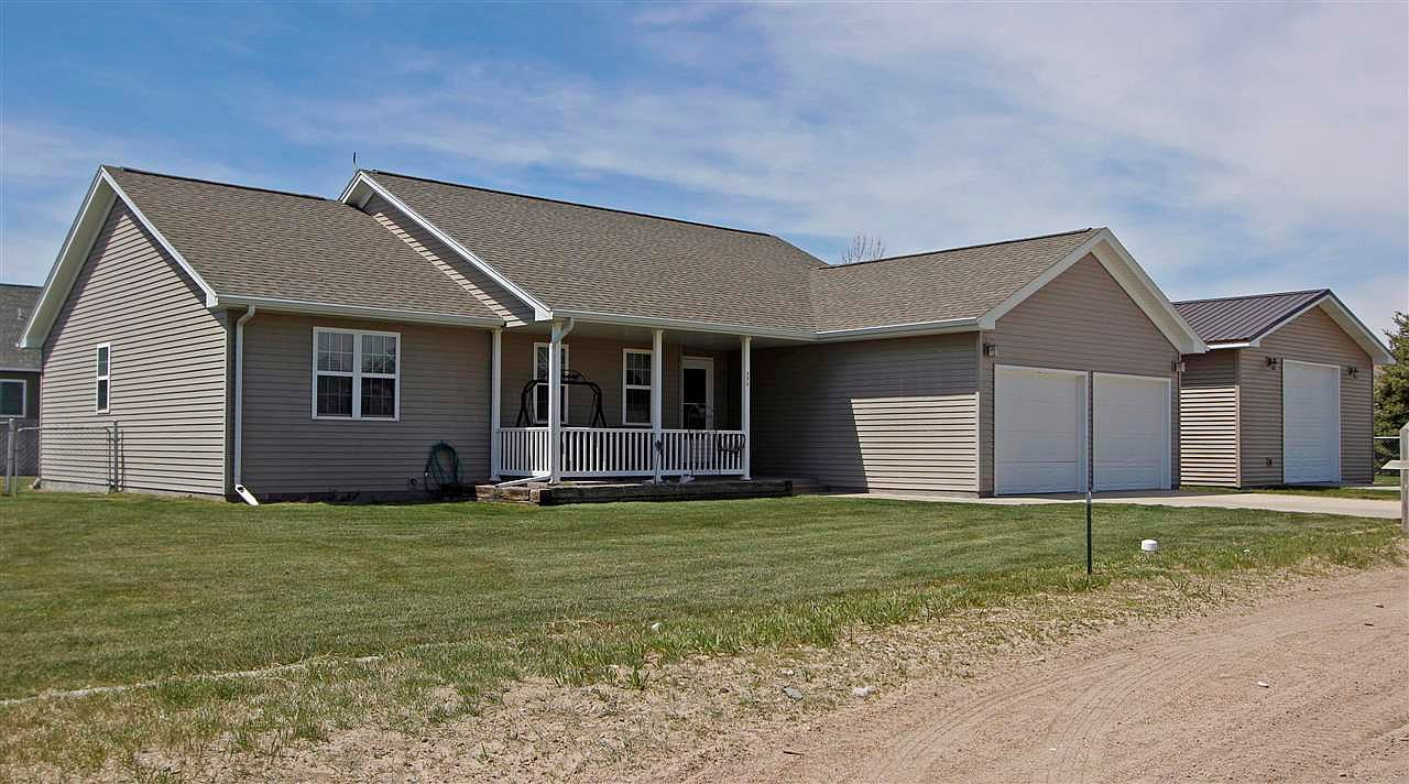 228 Wayne Ave, Brady, NE 69123 Zillow