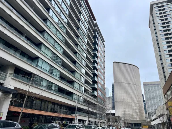 111 Elizabeth St #533, Toronto, ON M5G 1P7