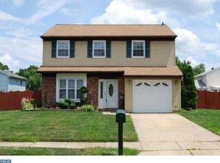 164 Thornwood Dr, Marlton, NJ 08053