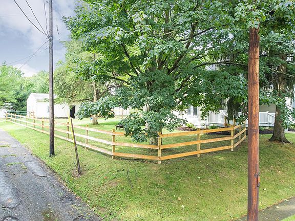 4th image of 145 W Fountain Ave