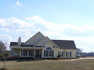 1004 Skipper Rd, Dothan, AL 36301