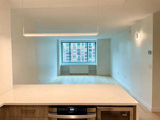 Rented by The Dermot Realty Management Company | media 29