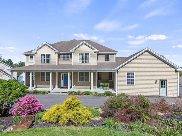 127 Pinecrest Dr, Dalton, MA 01226
