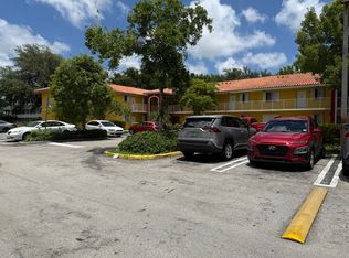 201 NW 177th St APT 211, Miami Gardens, FL 33169