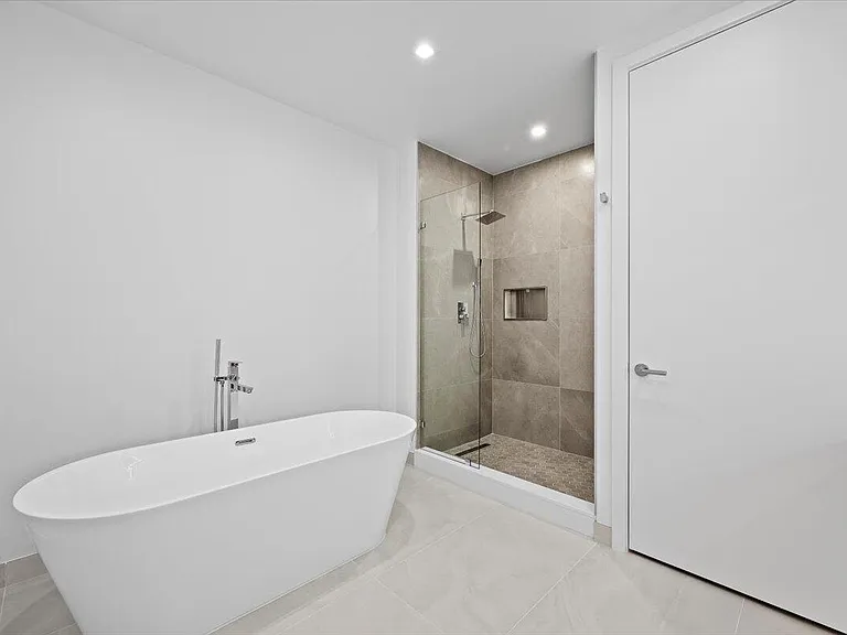 220 Lake Shore Dr #1706 — Photo 12