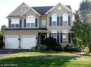 523 Shannon Dr N, Greencastle, PA 17225