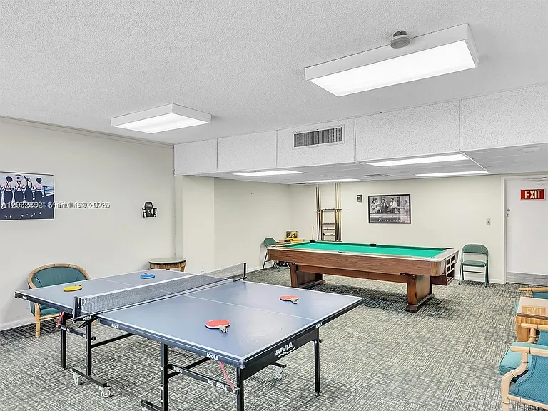 1149 Hillsboro Mile #608 — Photo 32
