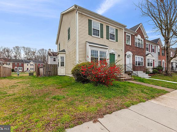 3rd image of 17883 Lounsbery Dr