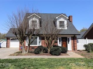 746 N Main St #H, Mooresville, NC 28115