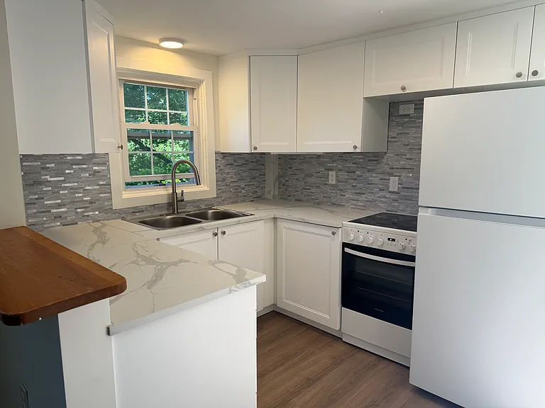 28 Crestview Dr #LHS — Photo 7