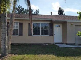 2432 SE Lakewood St, Port Saint Lucie, FL 34952