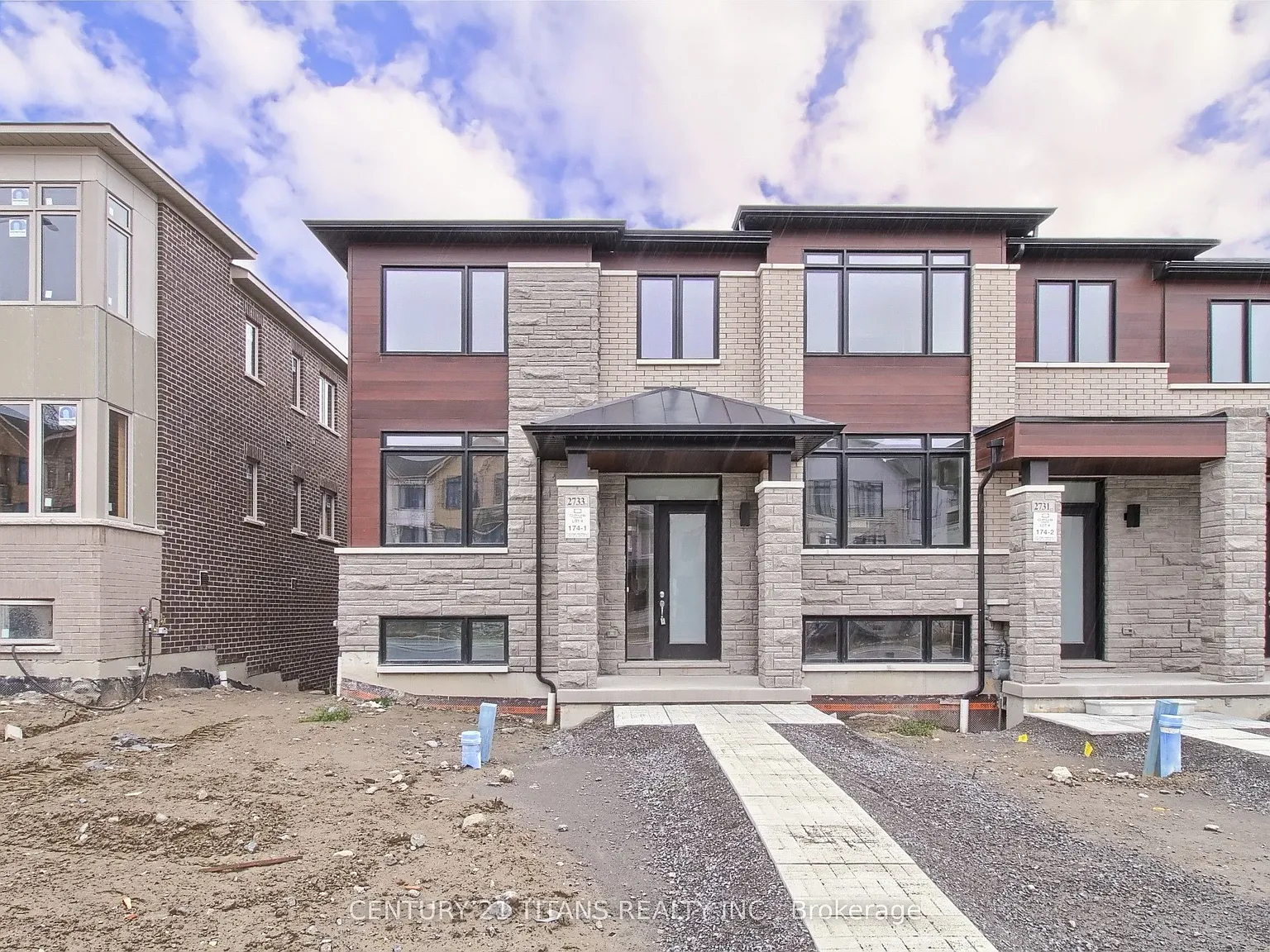 4 bed, $3,400 — Photo 1