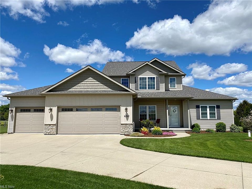 1st image of 6262 Gem Stone Cir
