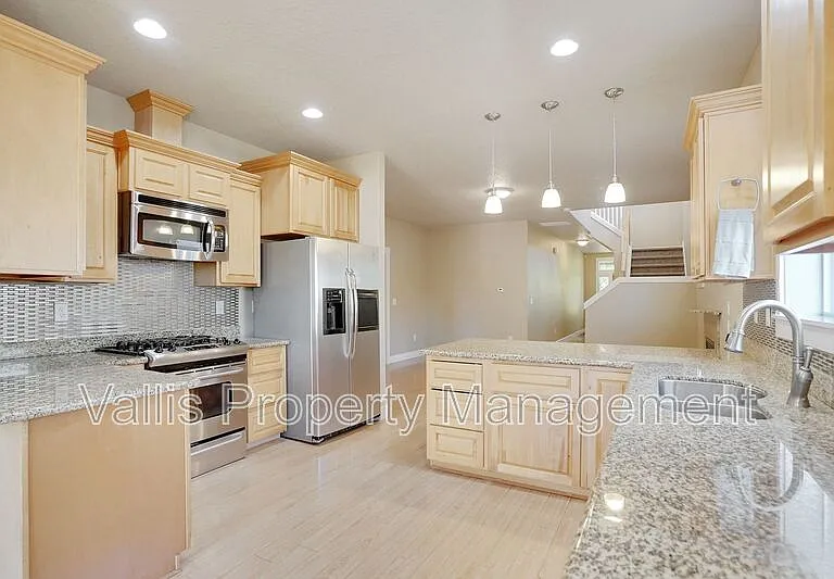 5164 Andresen St SE — Photo 15