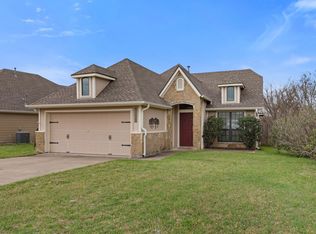 2041 Mountain Wind Loop, Bryan, TX 77807