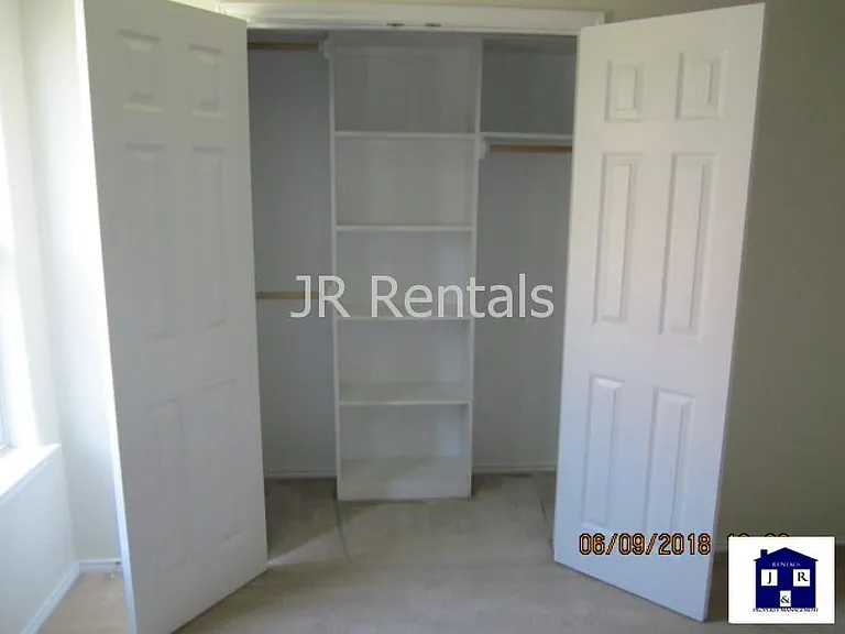 1906 Flagstaff Dr — Photo 35