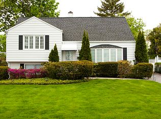 13 Rugby Rd, Yonkers, NY 10710