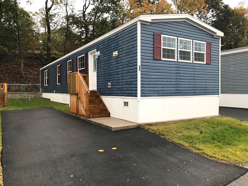 1st image of 28 Windward Way
