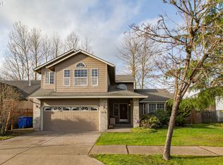 2039 NE Blue Heron Dr, Portland, OR 97211