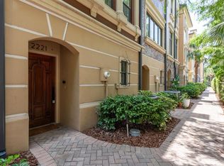 2221 Soho Bay Ct, Tampa, FL 33606