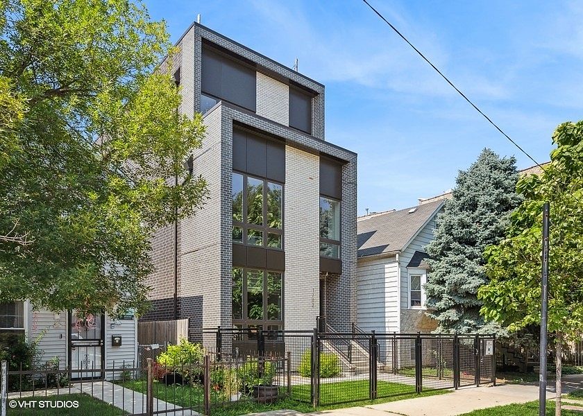 1st image of 1702 N Washtenaw Ave #1