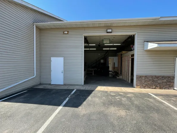 5428 260th St Suite B, Wyoming, MN 55092