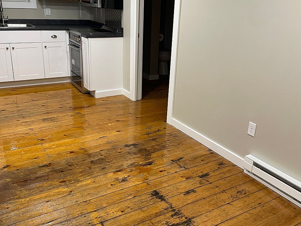 2nd image of 20 N Main St #101