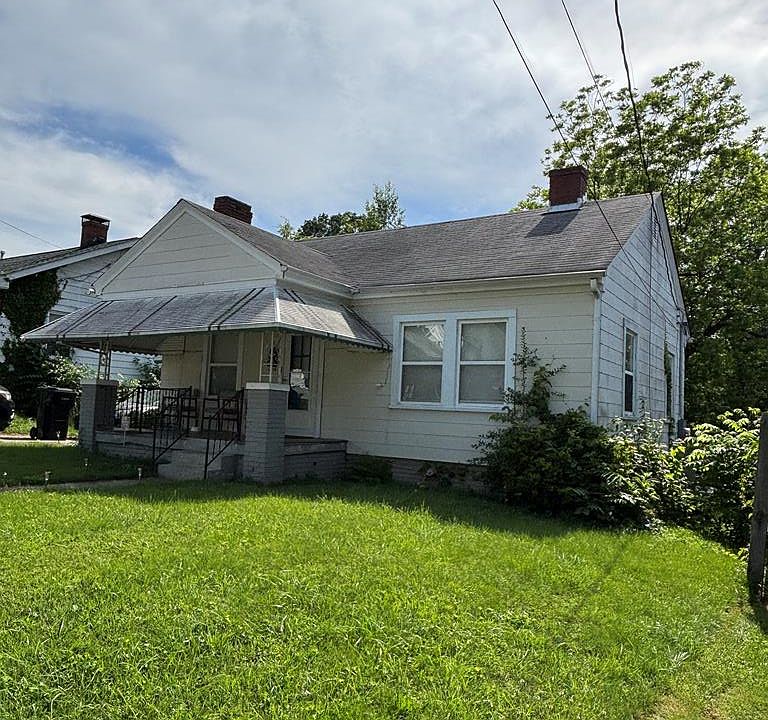 1st image of 2133 Spencer St