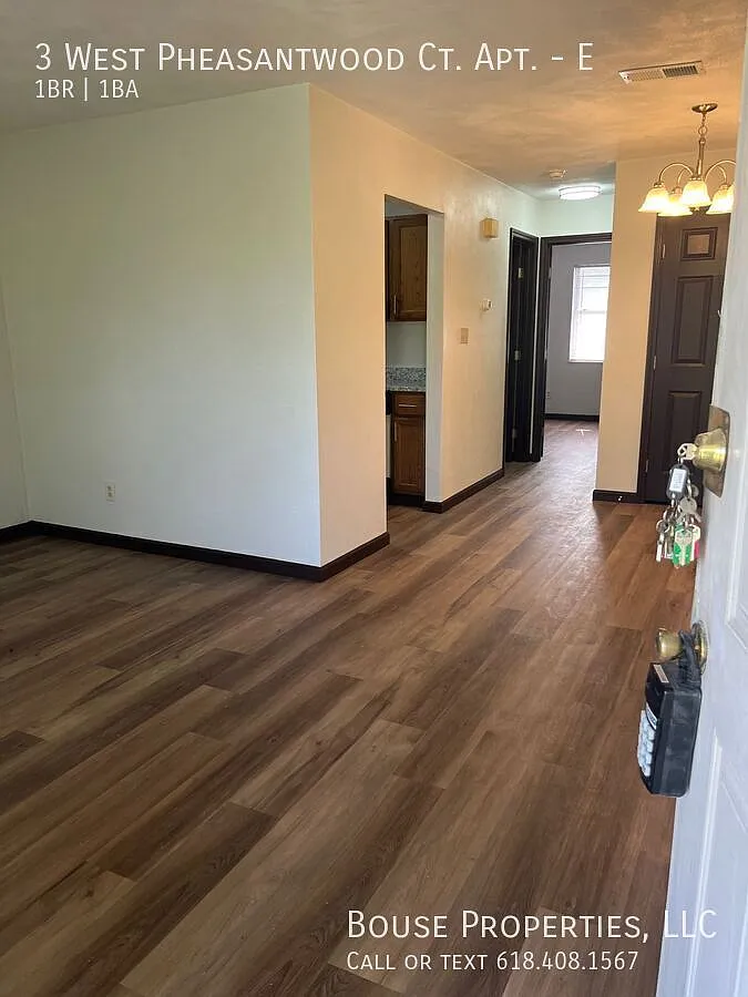 Bouse Apartment Homes — Photo 3