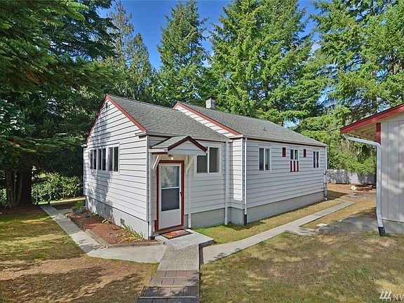 2nd image of 6890 SE Mile Hill Dr
