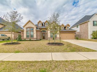9410 Wheatfield Ln, Rosenberg, TX 77469