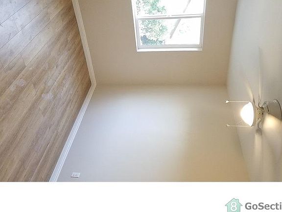 5th image of 3197 Blanchard St