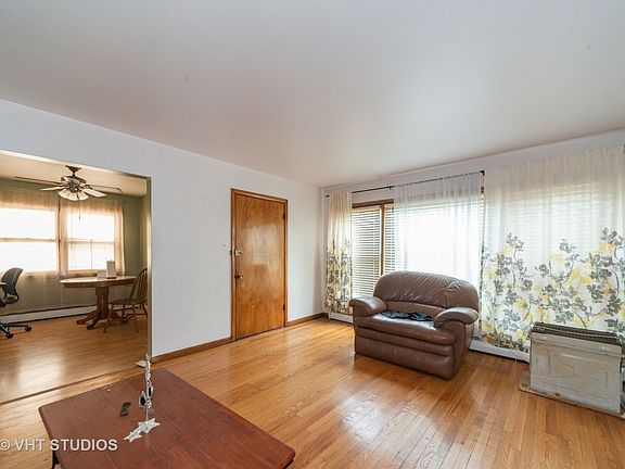 2nd image of 7030 W Diversey Ave