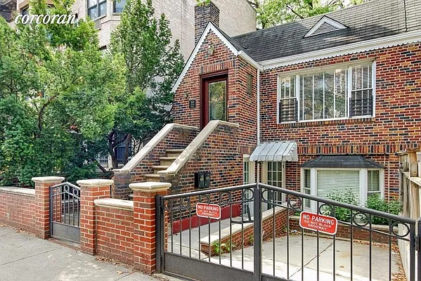 Rented by Corcoran | media 12