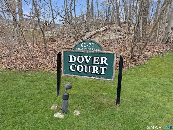 61 Dover Court #B, Branford, CT 06405