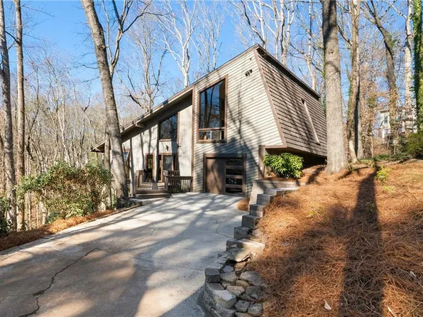 4191 Blackland Dr, Marietta, GA 30067