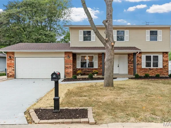 47 Dogwood Ln, Saint Peters, MO 63376
